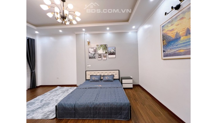 Nét Quá! Bán Nhà Hoàng Văn Thái 40m x 5 Tầng, MT 6.m, 5PN Sát Ô TÔ tránh, Nội Thất VIP Lh 0969356066